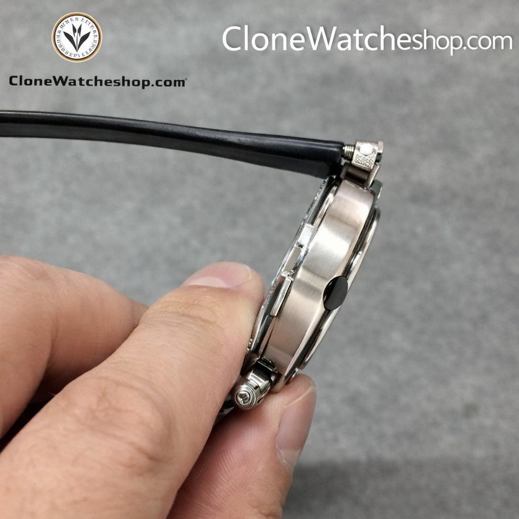 Cartier Super Clone Watches 1:1 Pasha de White Dial 35MM WSPA0012 - Image 4