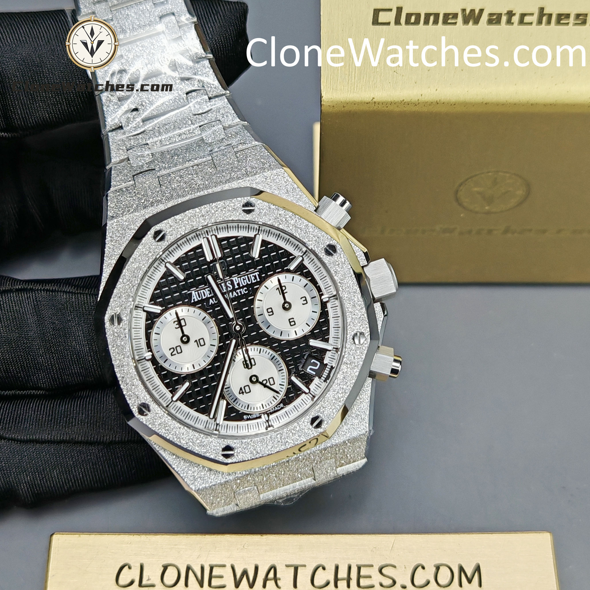Audemars Piguet Super Clone Watches 1:1 Royal Oak Black & Silver Dial 26239BC Selfwinding Chronograph - Image 9